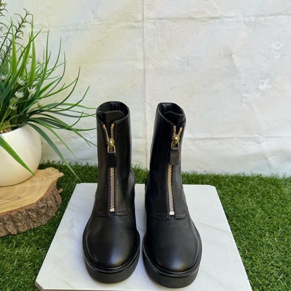 Stuart Weitzman Women 5 Lodge Boots Black Leather Bootie Zip Platform NWOT - Picture 11 of 14